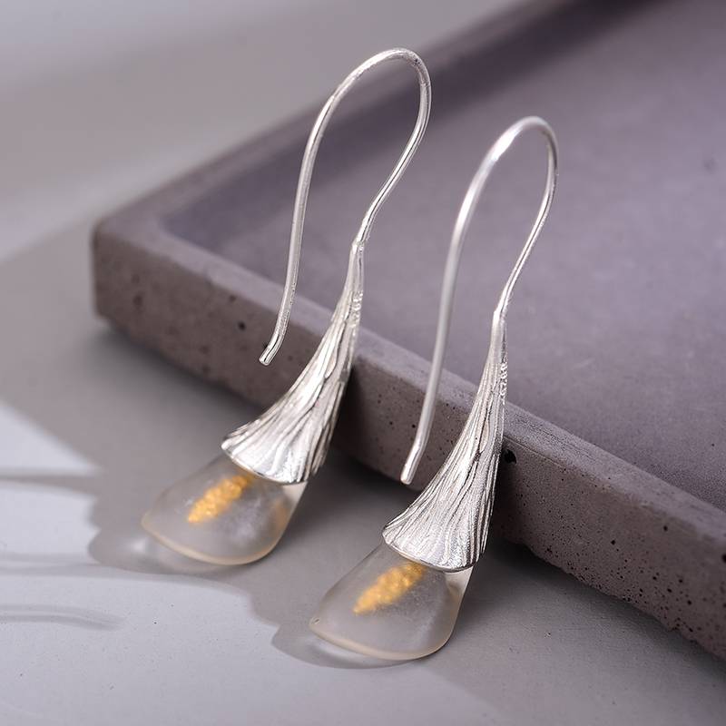 CALLA LILY DANGLE EARRINGS Spring Blooms