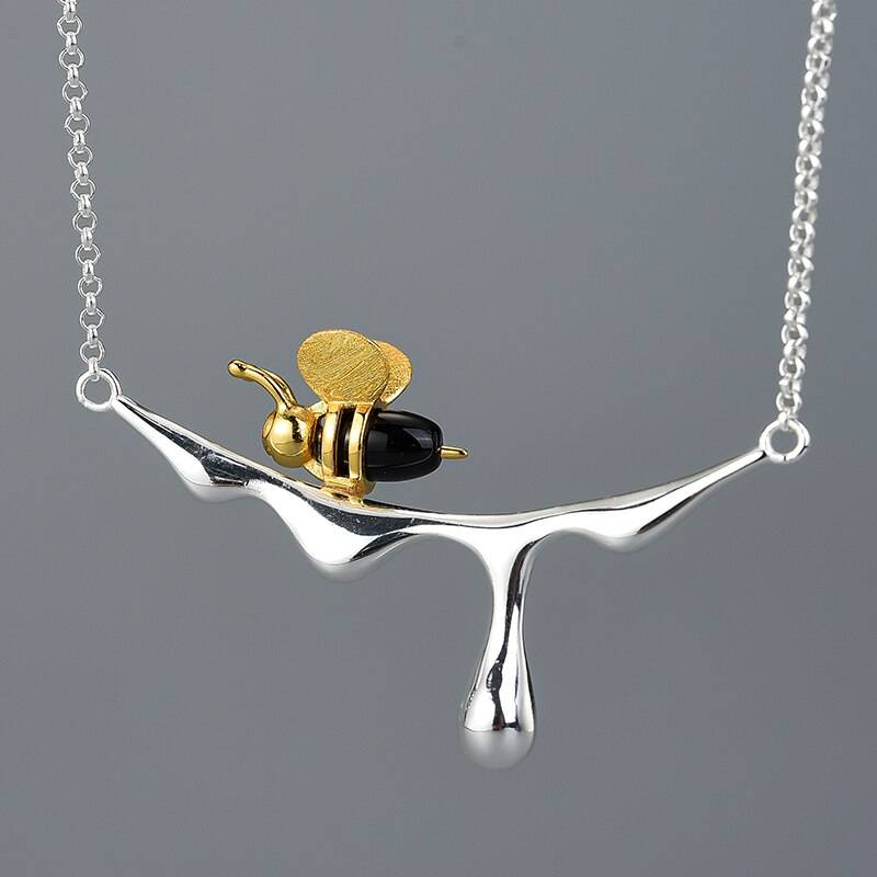 Dripping Honey Pendant Necklace in silver