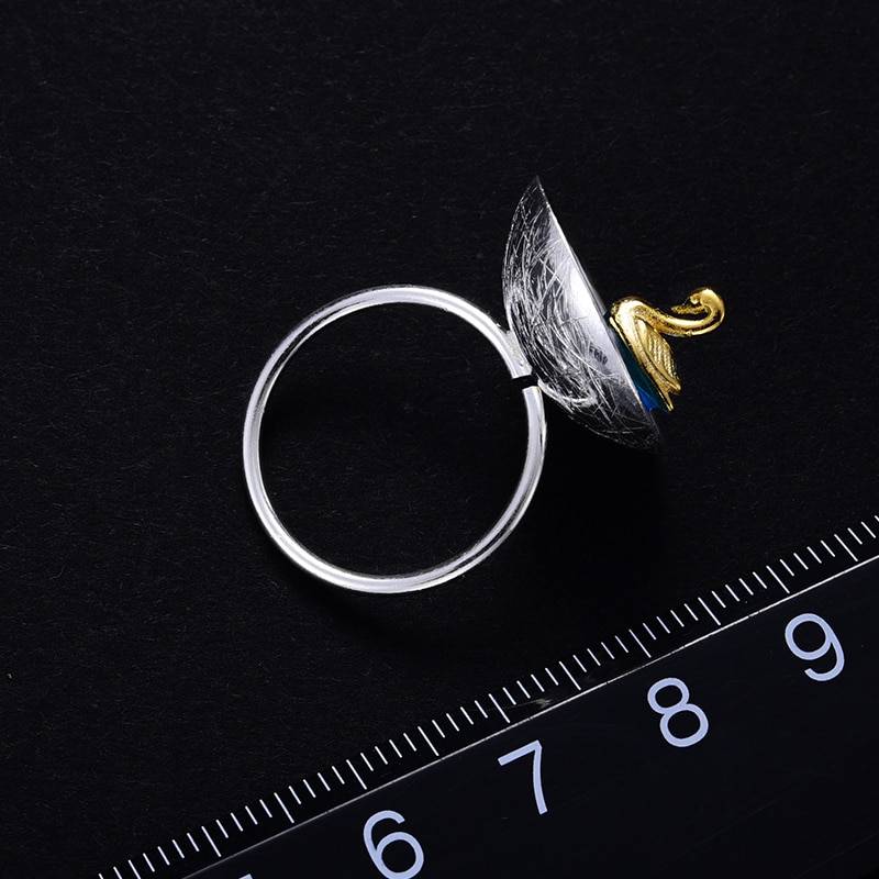 Joyful Swan Ring worn measurement