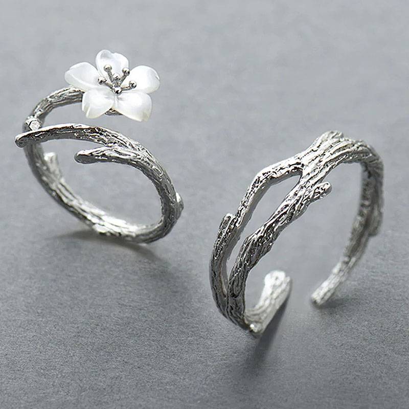 CHERRY BLOSSOM SILVER RING Rings