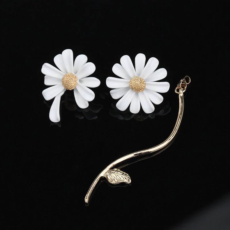 Boho Asymmetrical Daisy Earrings Earrings